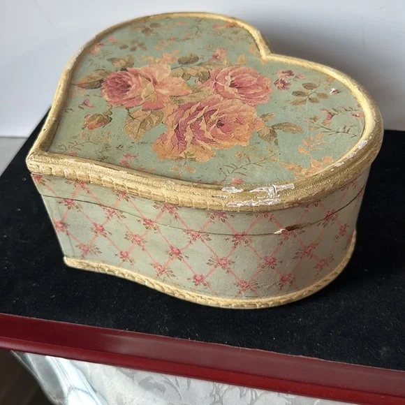 vintage Sewing box, haberdashery. Boudoir box. Vintage floral roses, cardboard. - Picture 5 of 11
